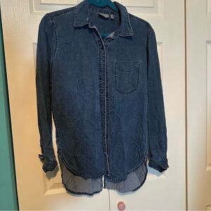 Athleta‎ Blue Denim Button-Up Shirt With Slit in Back Size XS